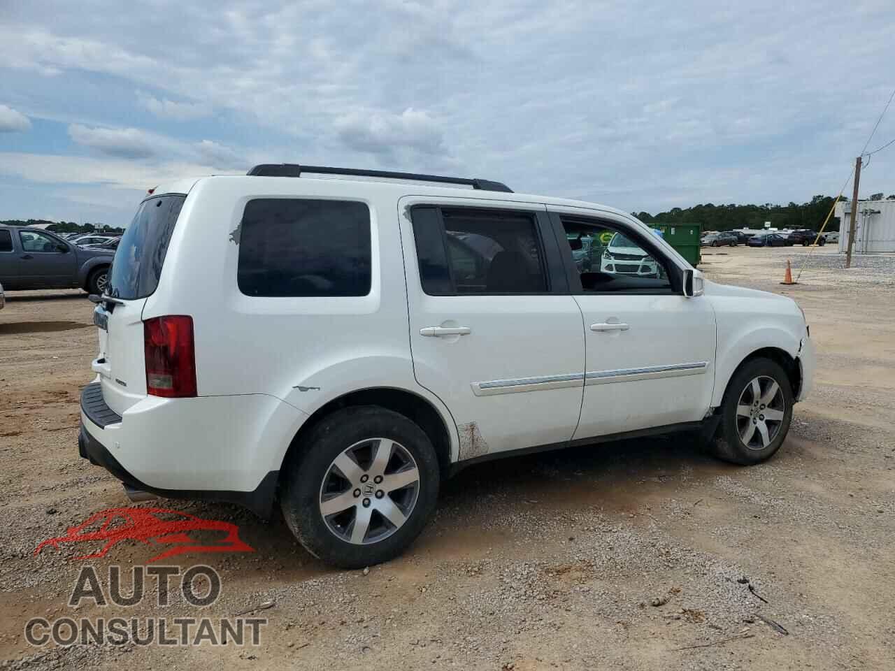 HONDA PILOT 2013 - 5FNYF3H97DB016239