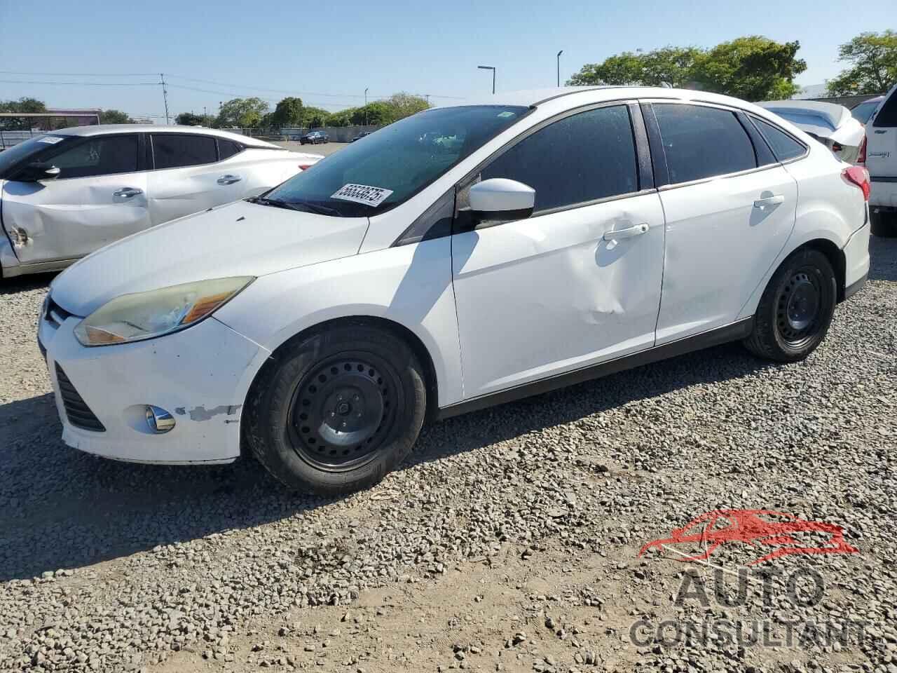 FORD FOCUS 2012 - 1FAHP3F27CL237117