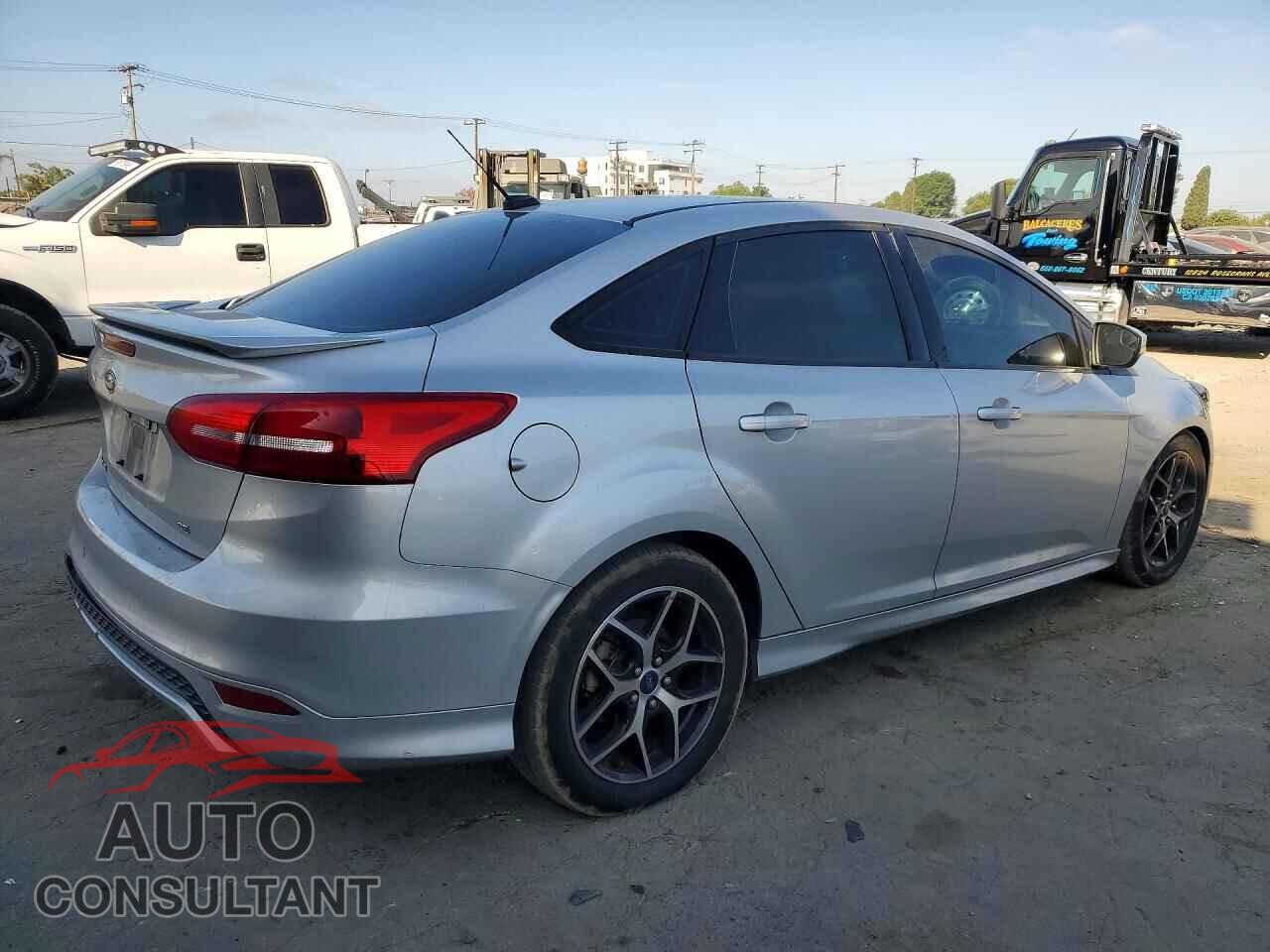 FORD FOCUS 2015 - 1FADP3F21FL357949