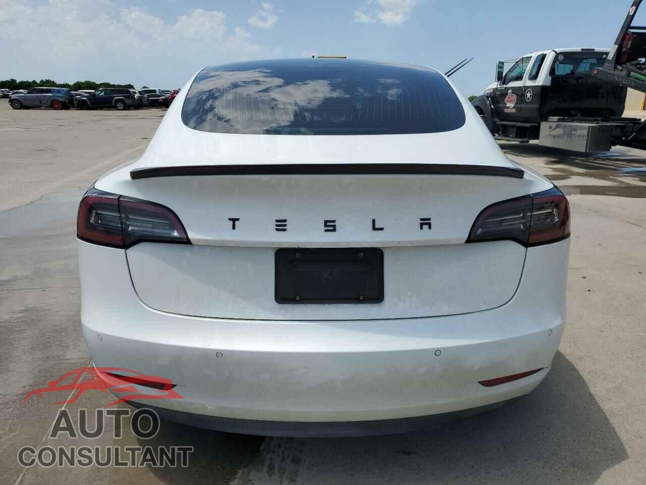 TESLA MODEL 3 2019 - 5YJ3E1EA4KF412268