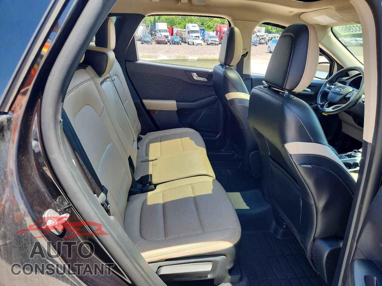 FORD ESCAPE 2020 - 1FMCU0H60LUA92178