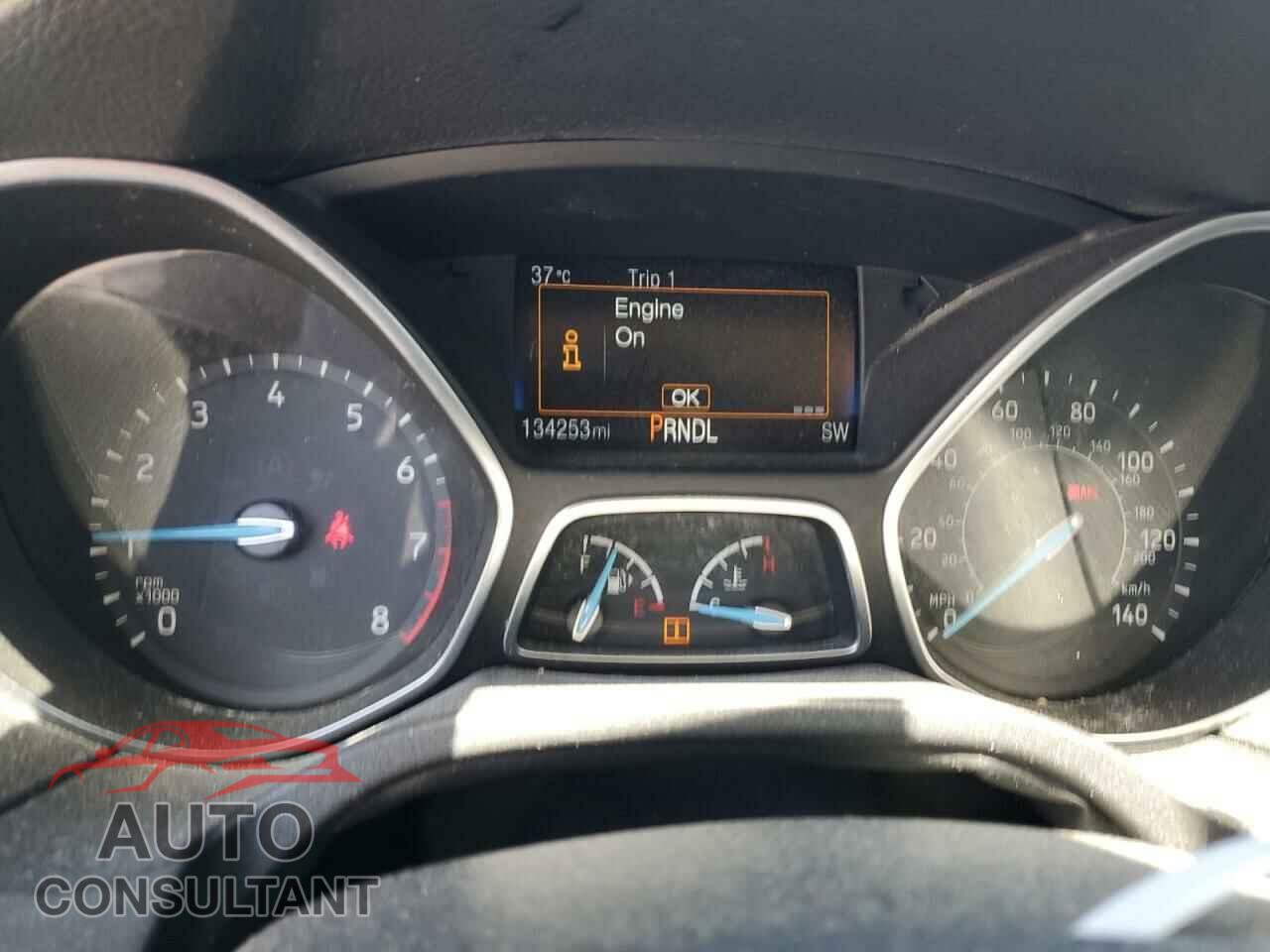 FORD FOCUS 2017 - 1FADP3F27HL223918