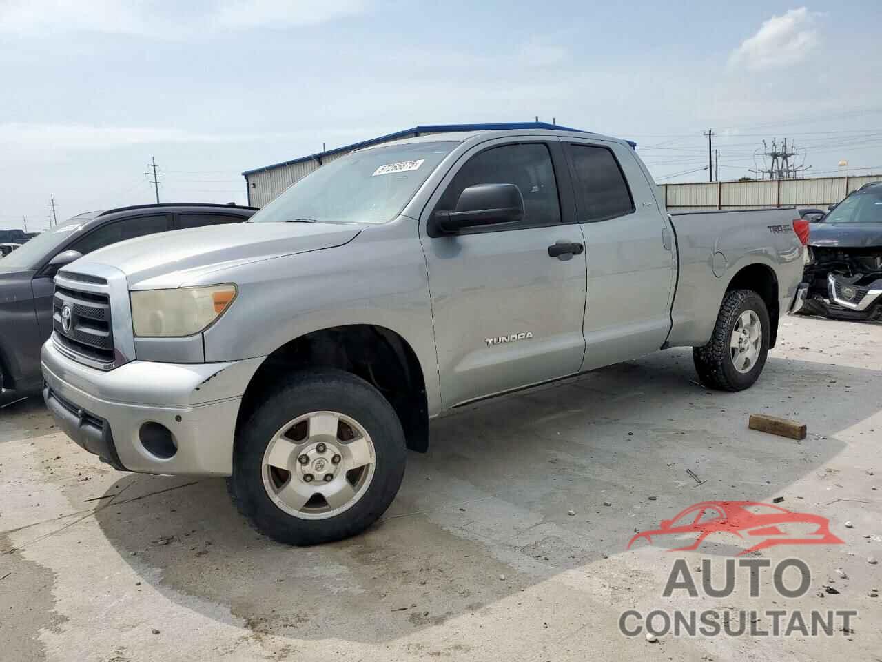 TOYOTA TUNDRA 2013 - 5TFUM5F1XDX040019