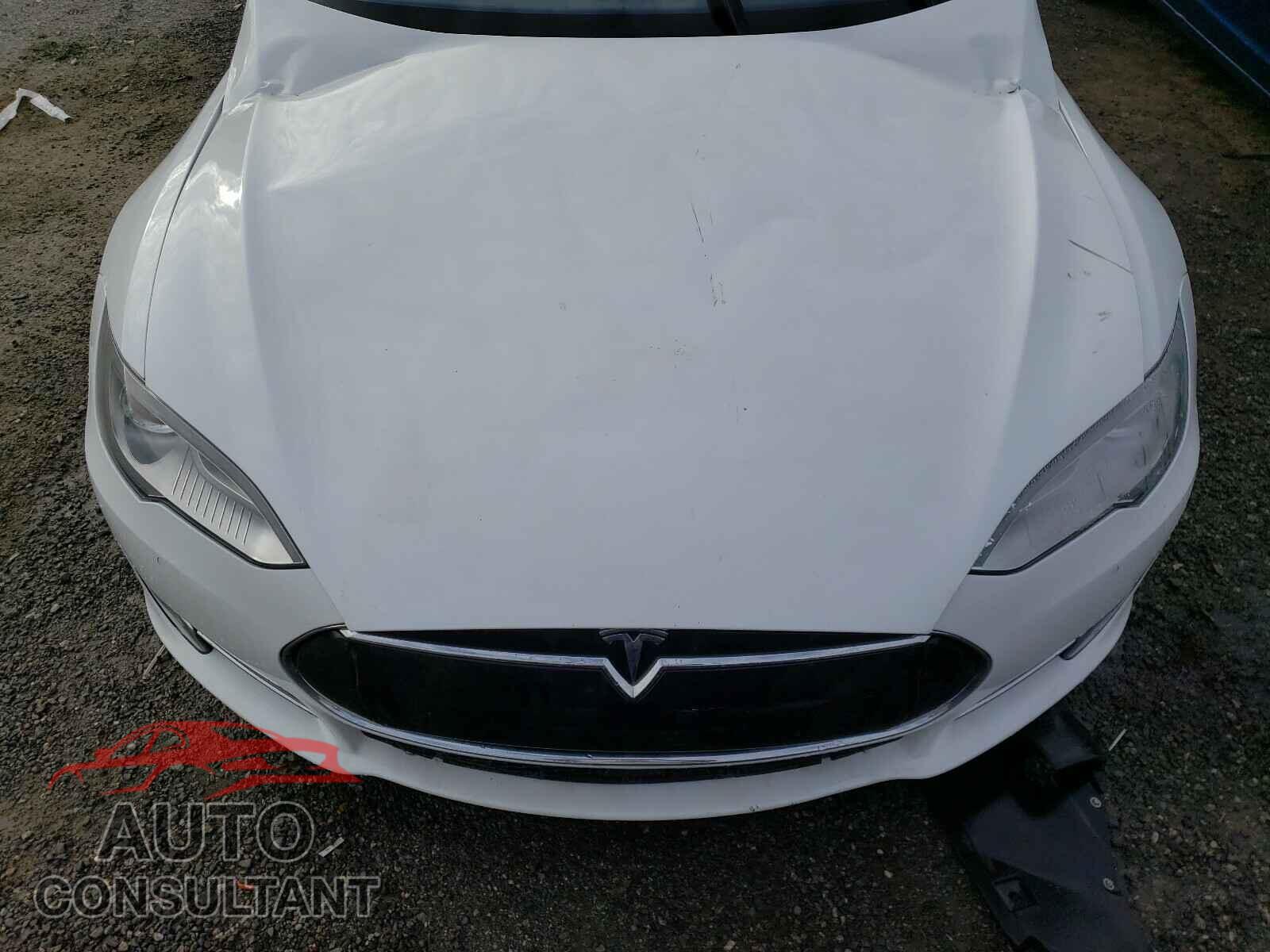 TESLA MODEL S 2016 - 5YJSA1E22GF132002