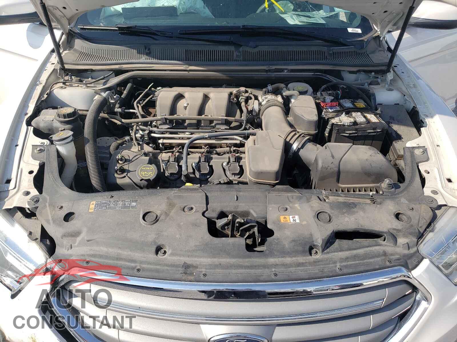 FORD TAURUS 2016 - 1FAHP2E82GG133374