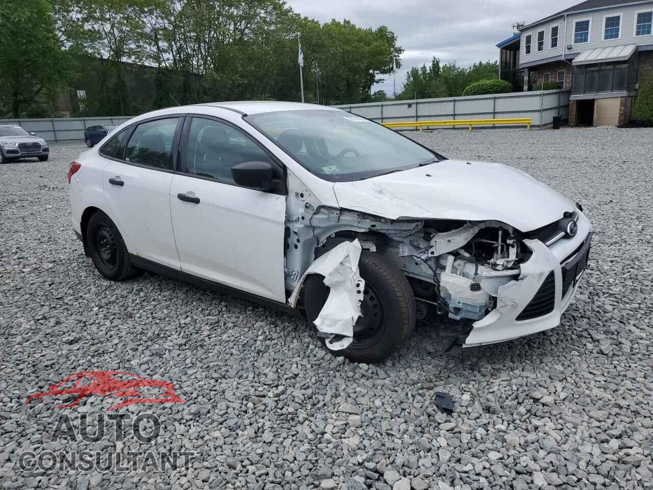 FORD FOCUS 2013 - 1FADP3E23DL179945