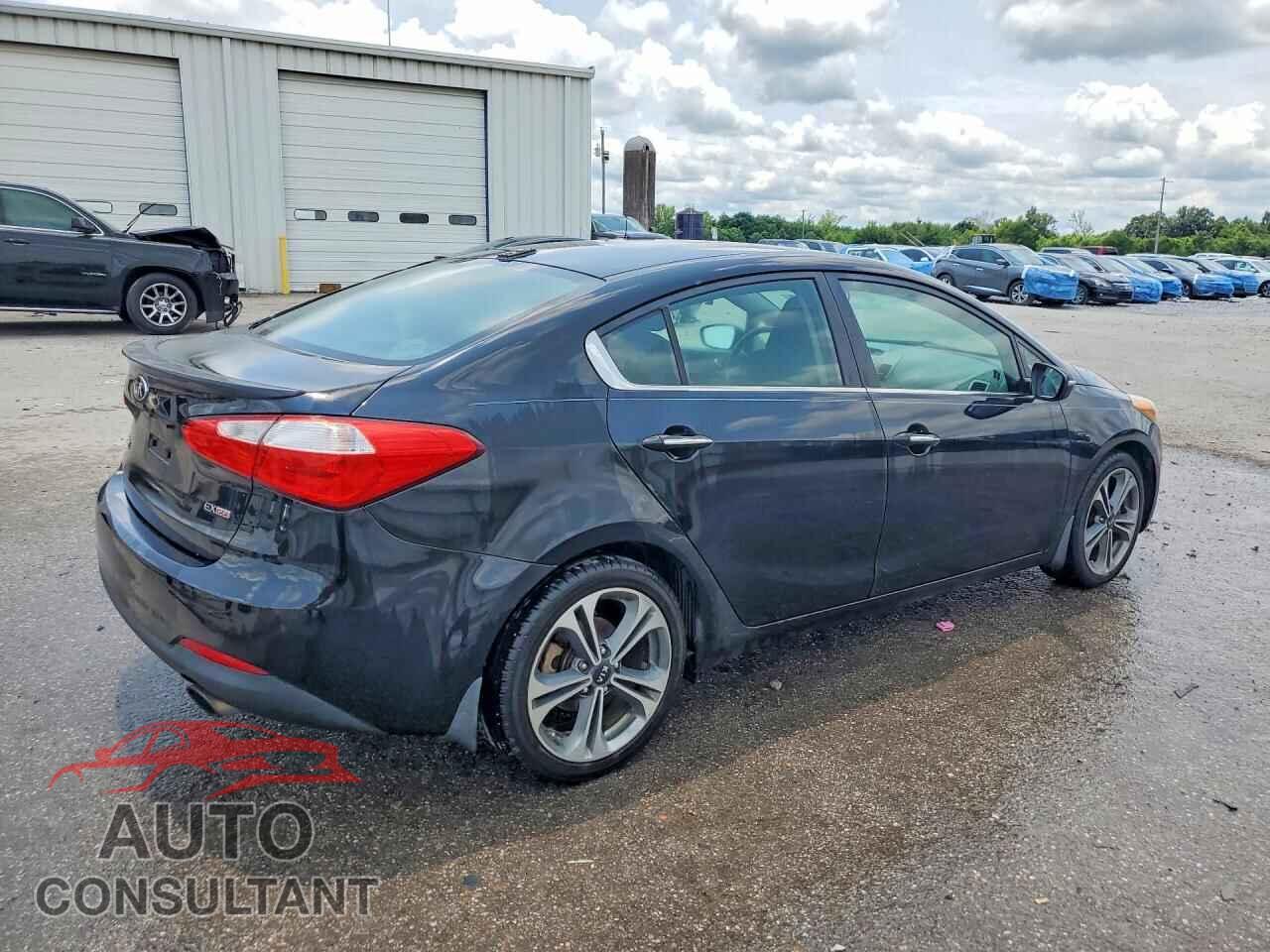 KIA FORTE 2015 - KNAFX4A87F5360084