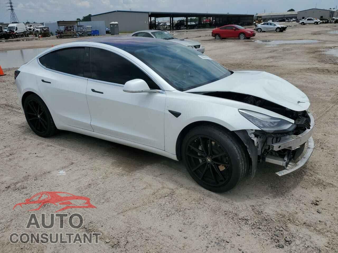 TESLA MODEL 3 2018 - 5YJ3E1EA3JF014838
