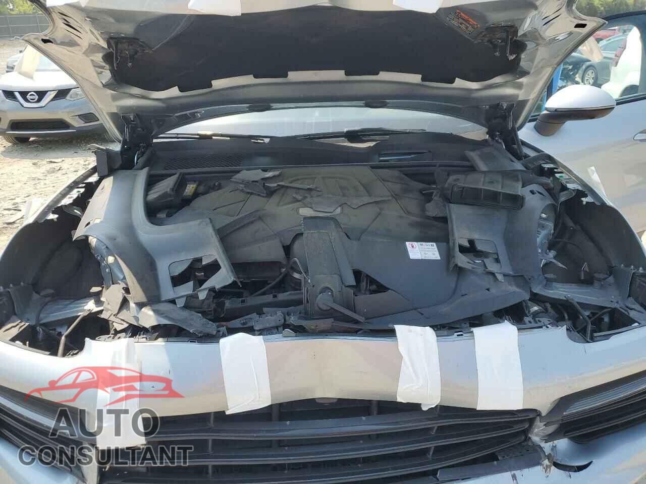 PORSCHE CAYENNE 2020 - WP1AA2AY7LDA07234