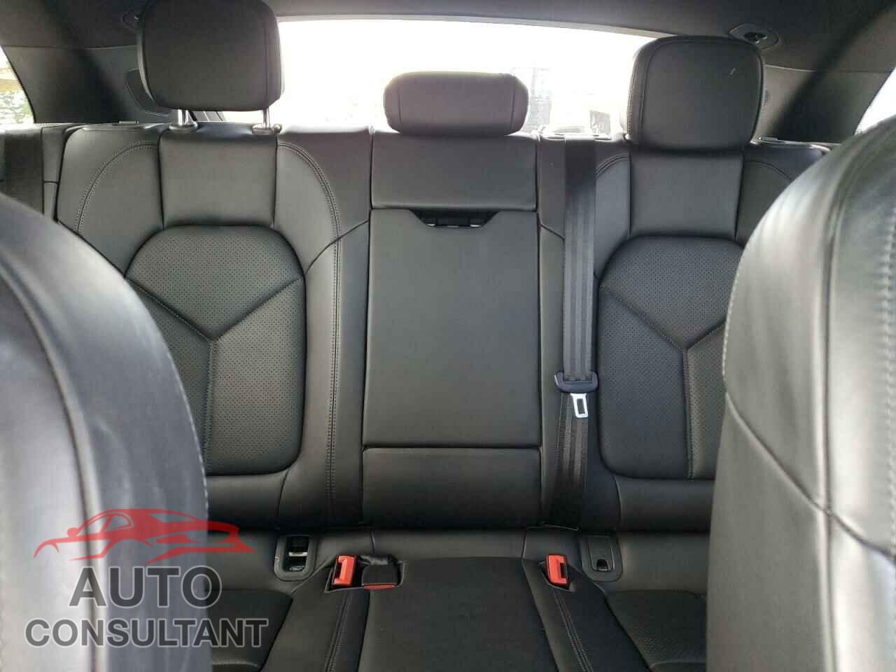 PORSCHE MACAN 2018 - WP1AA2A52JLB21473