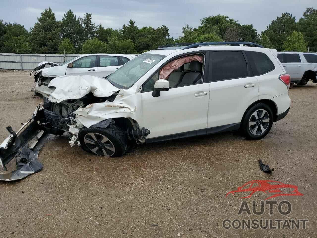 SUBARU FORESTER 2017 - JF2SJAEC0HH411976