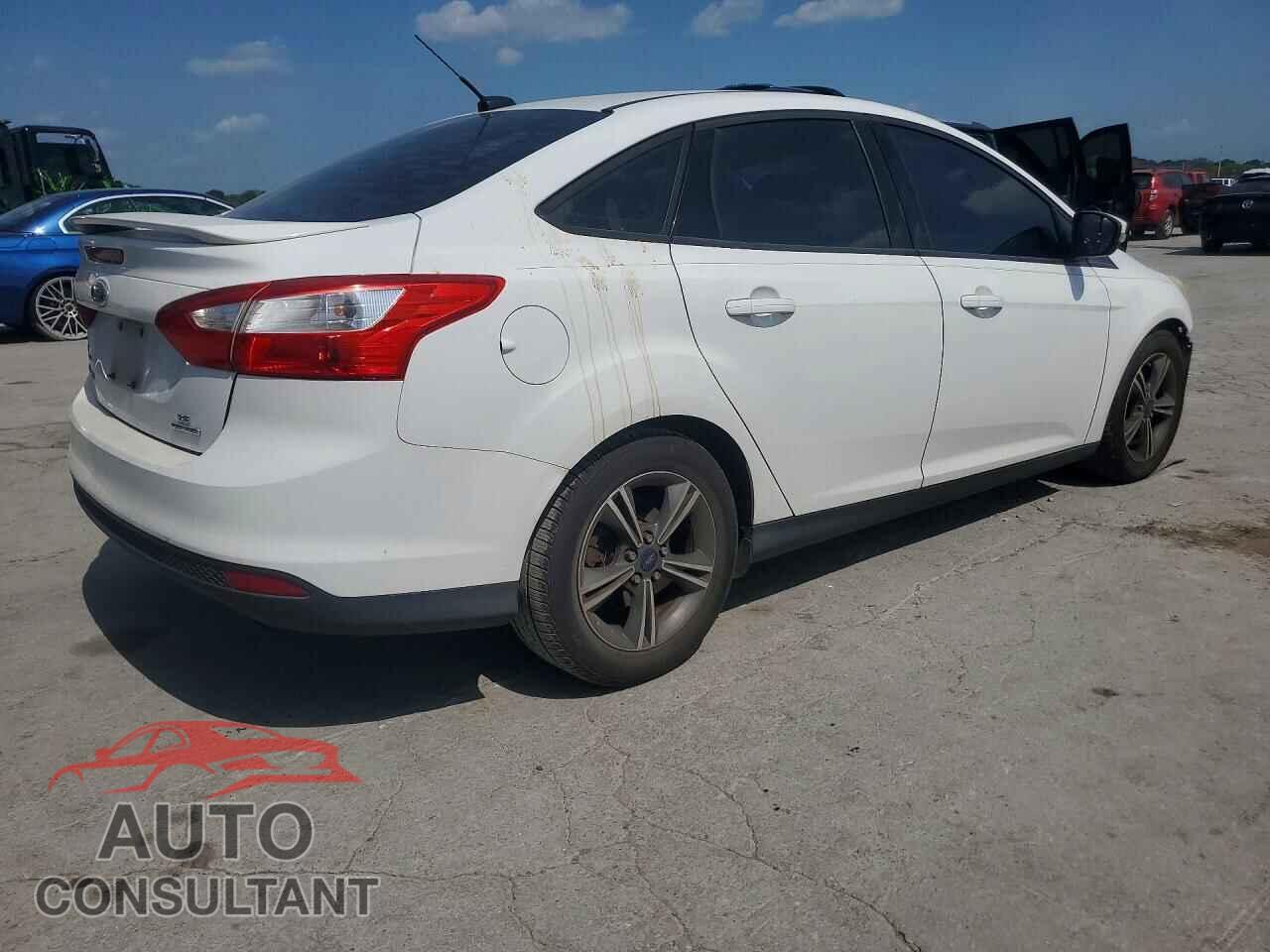 FORD FOCUS 2014 - 1FADP3F2XEL368317