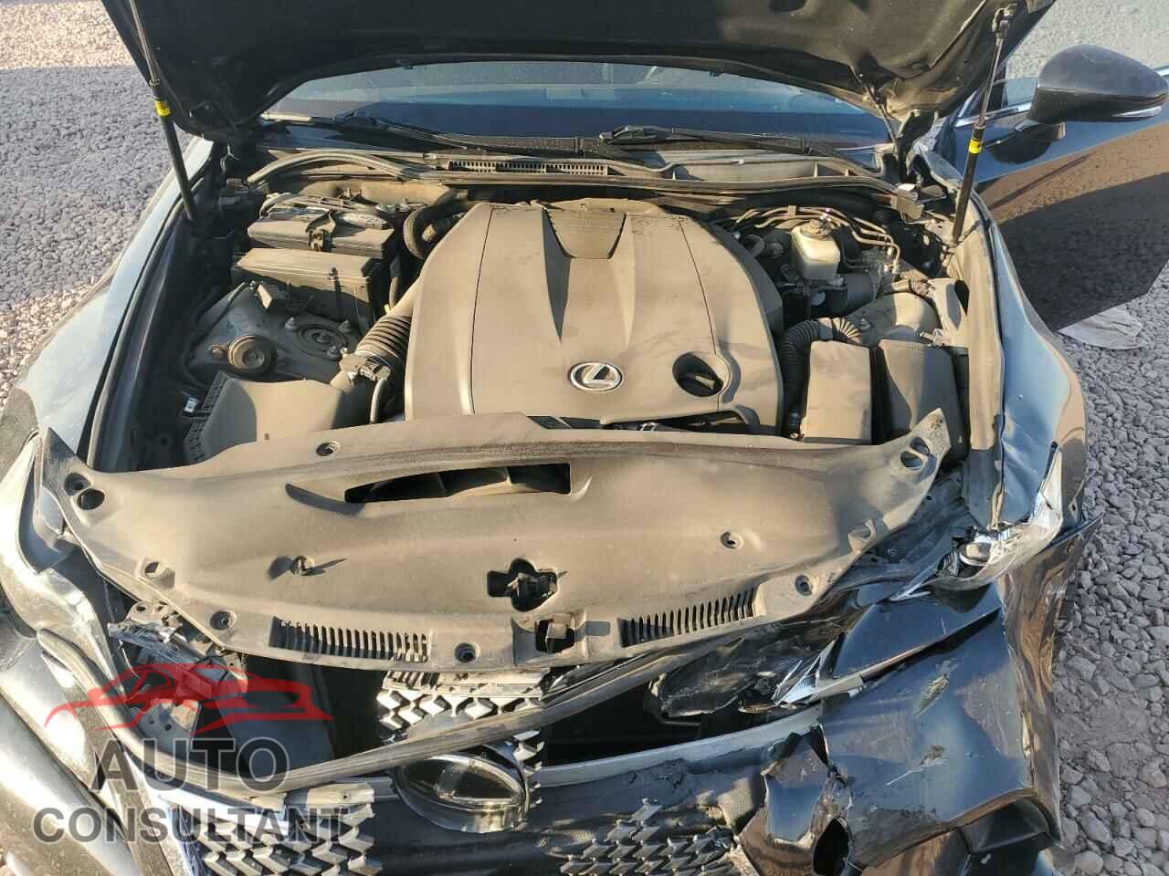 LEXUS IS 2015 - JTHBF1D29F5045750