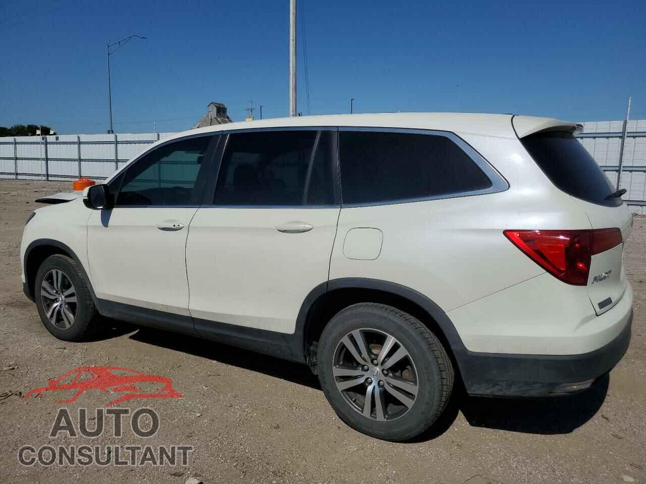 HONDA PILOT 2017 - 5FNYF5H89HB018504