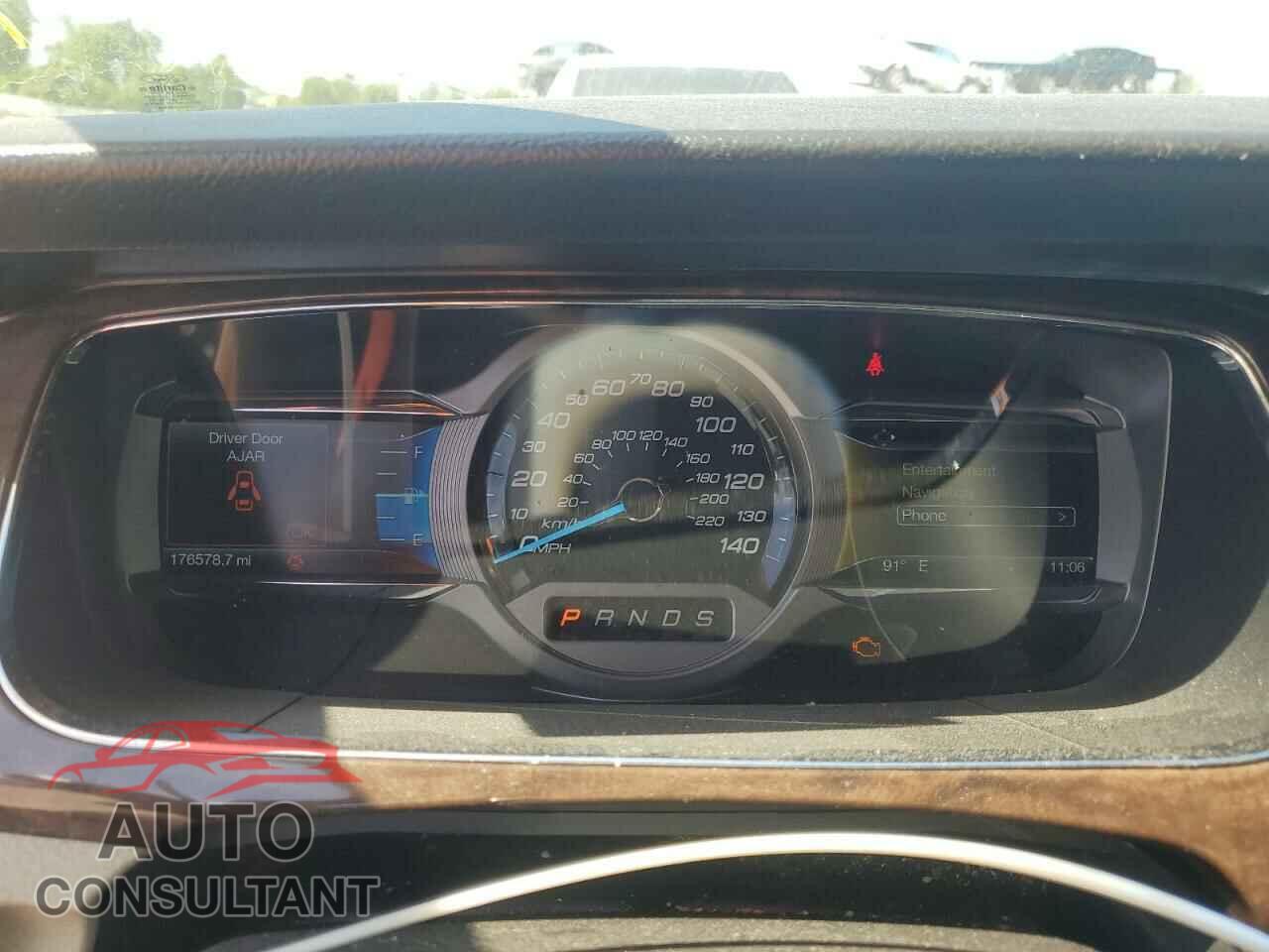 FORD TAURUS 2016 - 1FAHP2F82GG105816