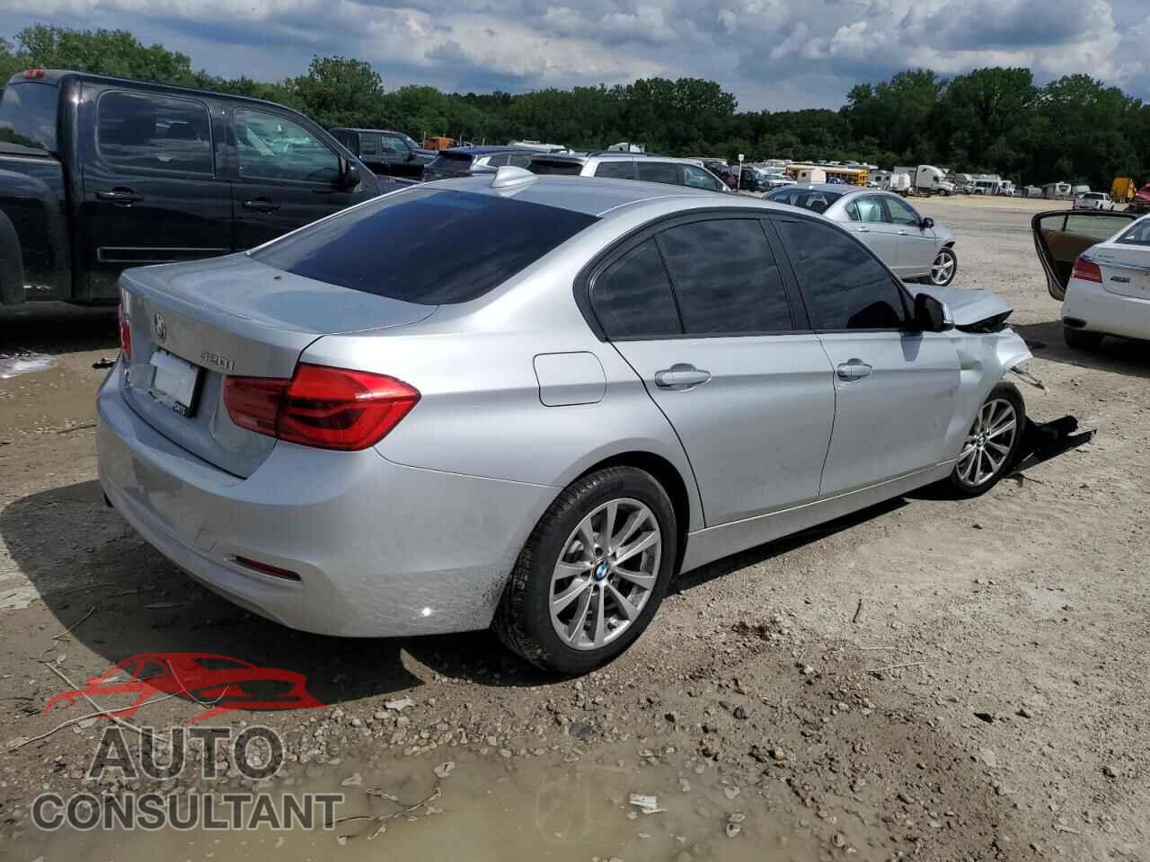 BMW 3 SERIES 2018 - WBA8A3C56JA491885