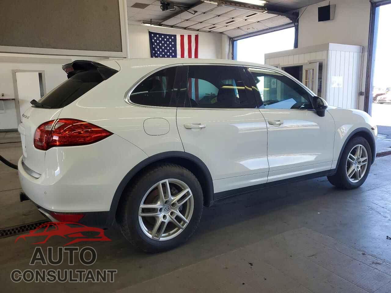 PORSCHE CAYENNE 2013 - WP1AA2A28DLA09822