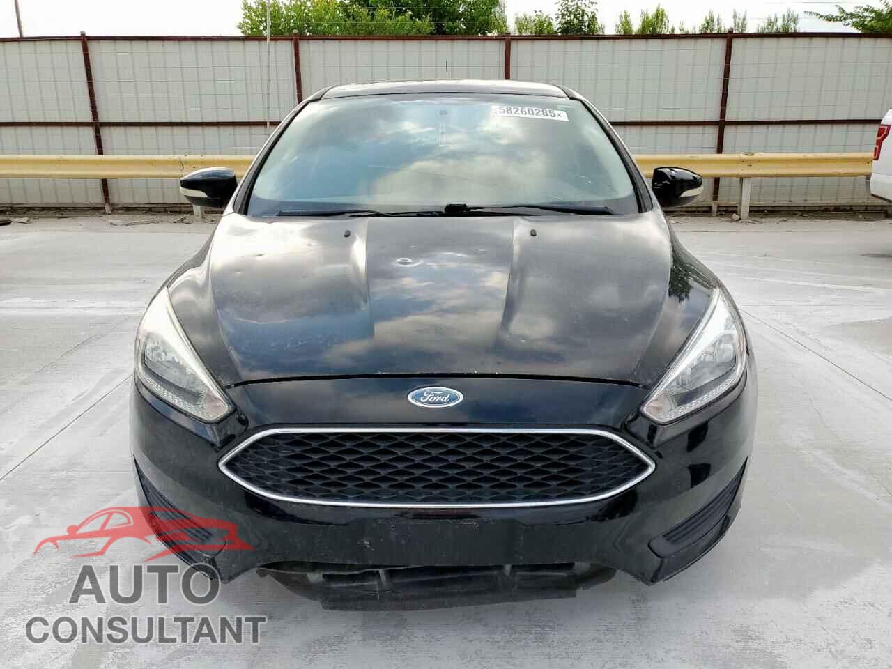 FORD FOCUS 2017 - 1FADP3K23HL258848