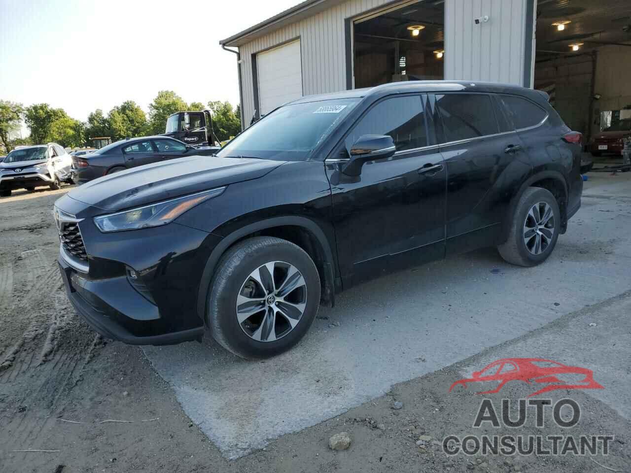 TOYOTA HIGHLANDER 2022 - 5TDGZRBH7NS595140