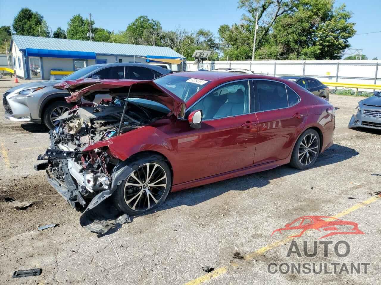 TOYOTA CAMRY 2018 - 4T1B11HK1JU677050