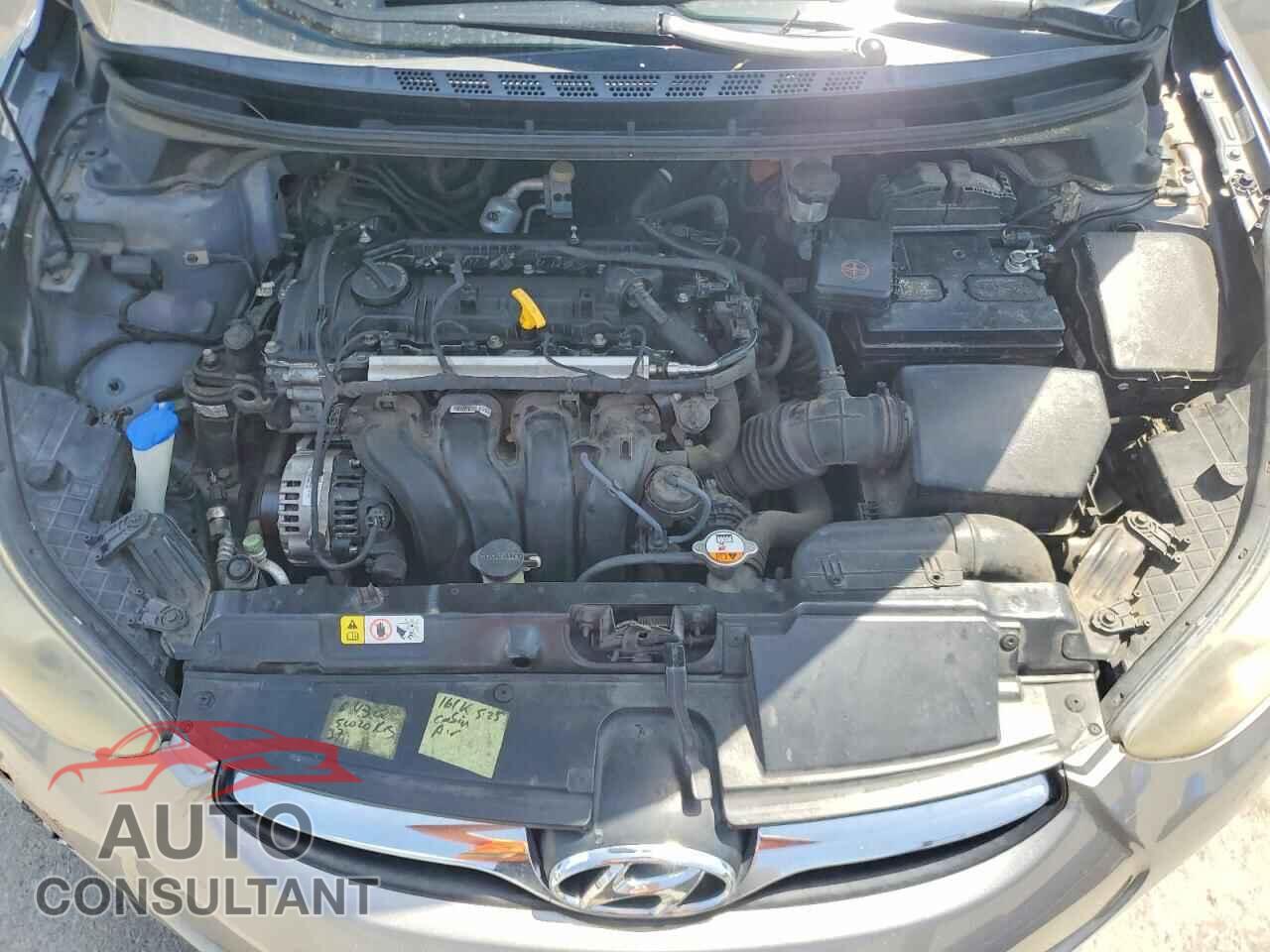 HYUNDAI ELANTRA 2012 - KMHDH4AE8CU417497