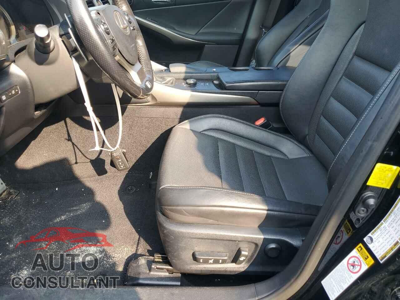 LEXUS IS 2016 - JTHBA1D20G5016962