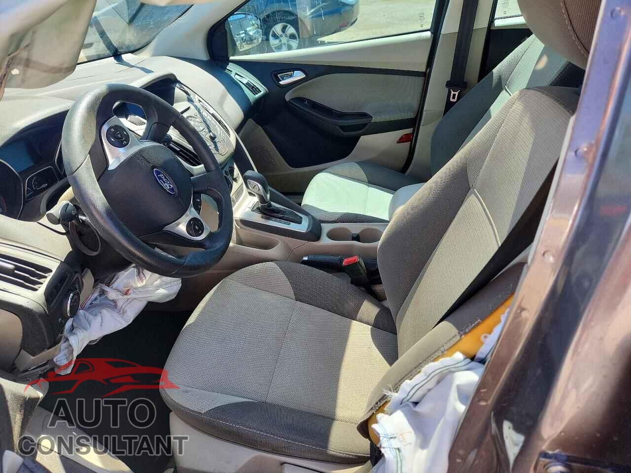 FORD FOCUS 2014 - 1FADP3K28EL458121
