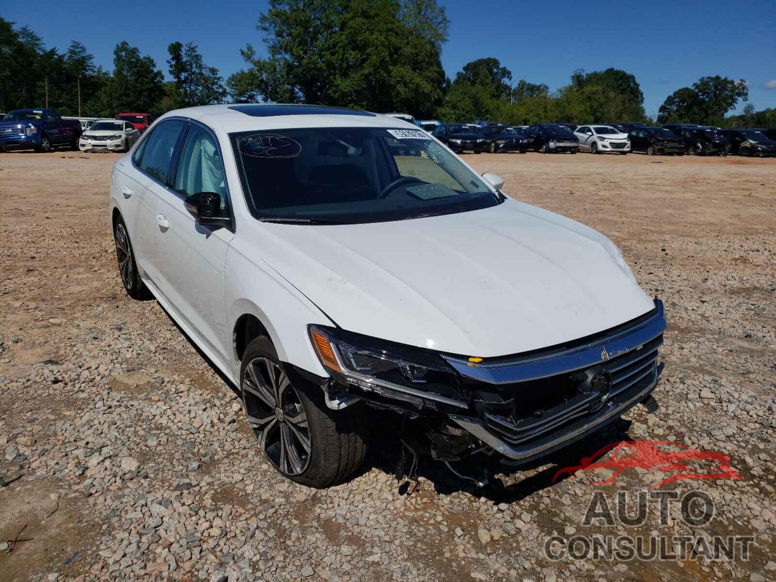 VOLKSWAGEN PASSAT 2021 - 1VWSA7A31MC010707