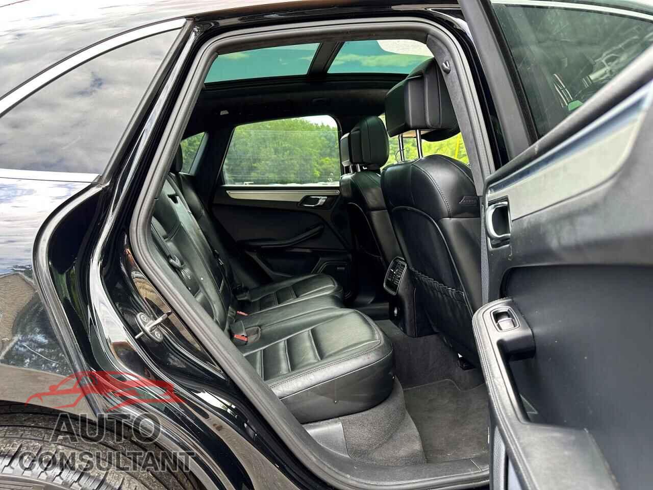 PORSCHE MACAN 2016 - WP1AF2A53GLB92899