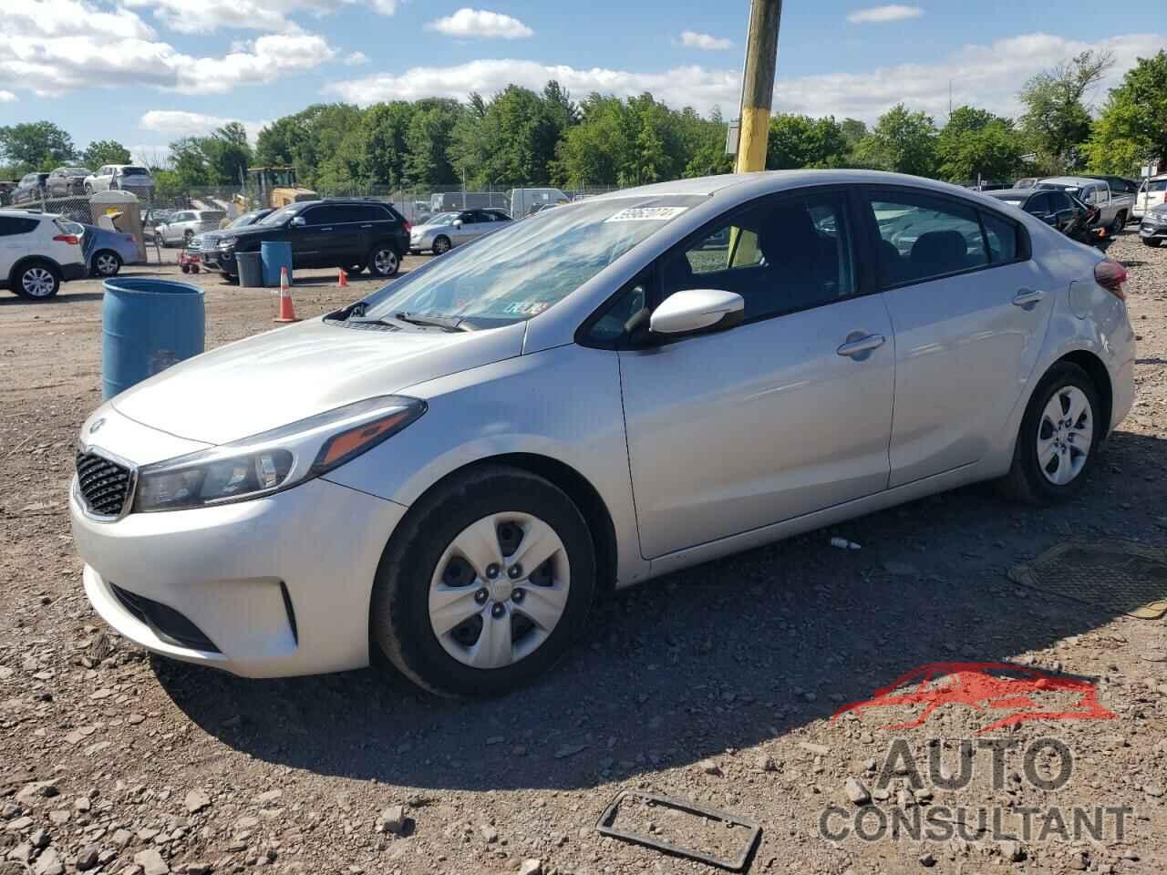 KIA FORTE 2018 - 3KPFK4A76JE273346