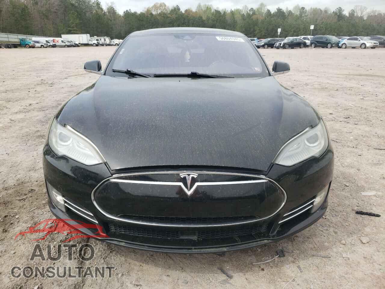 TESLA MODEL S 2015 - 5YJSA1E12FF118302