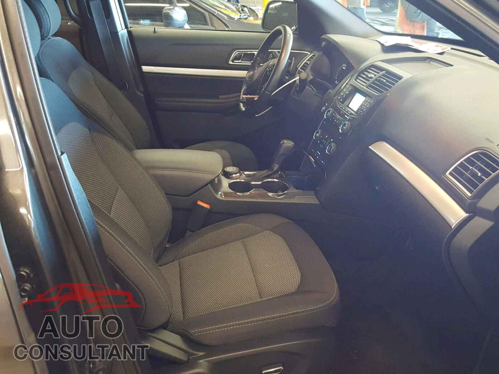 FORD EXPLORER X 2017 - 1FM5K8D85HGD05345