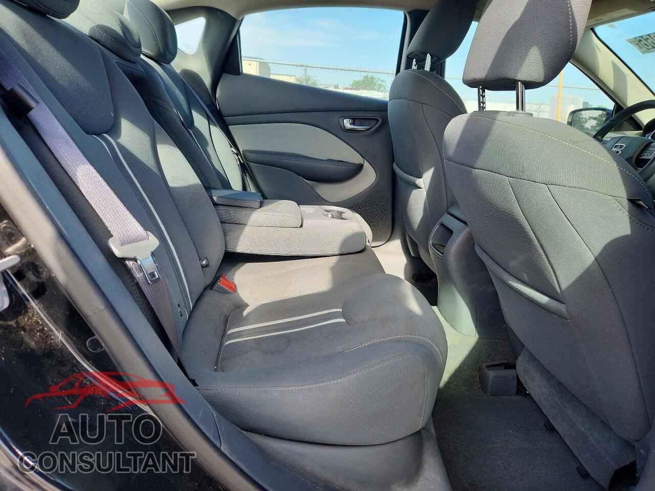 DODGE DART 2013 - 1C3CDFBA8DD156719