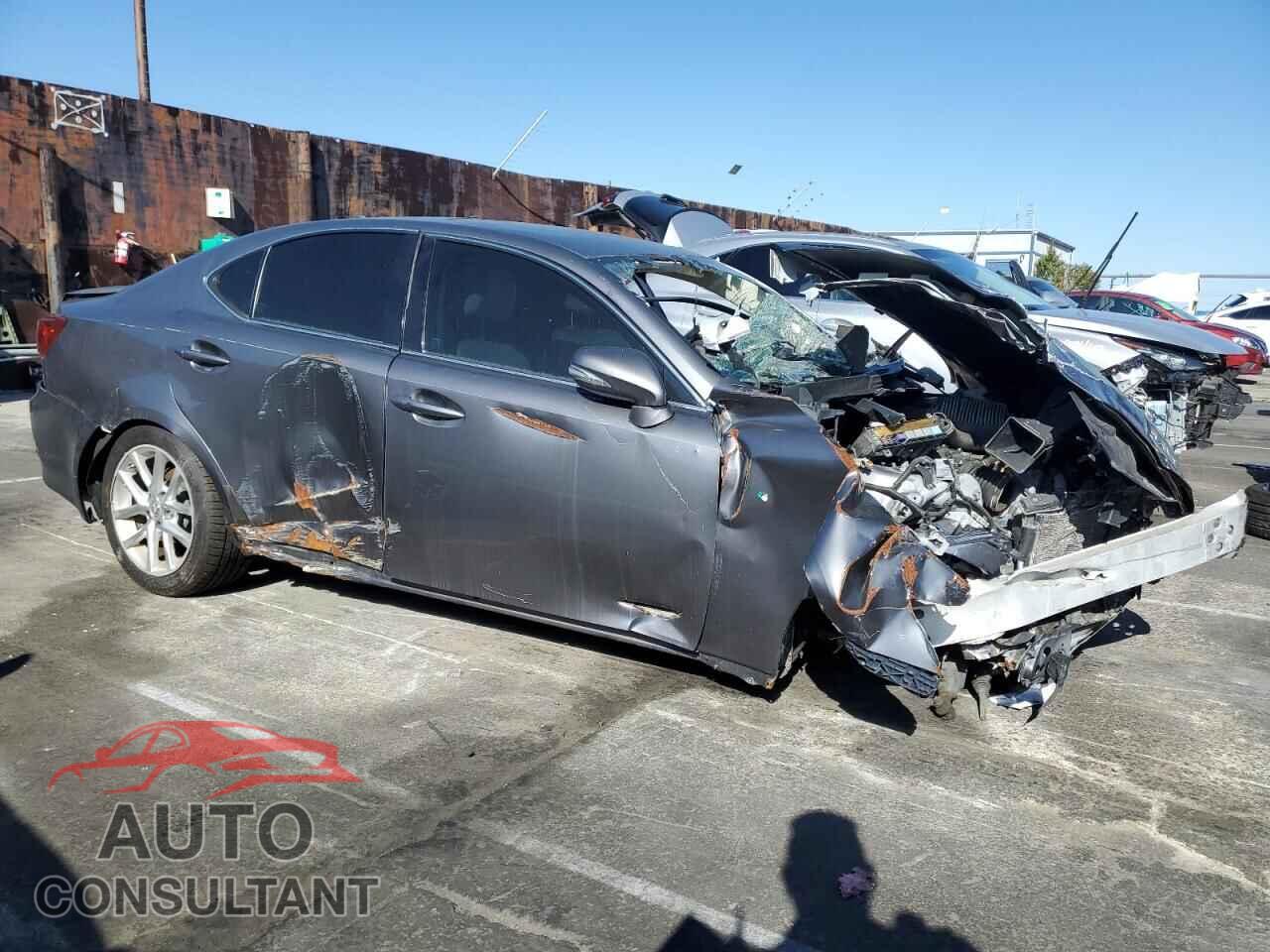 LEXUS IS 2012 - JTHBF5C20C5180667