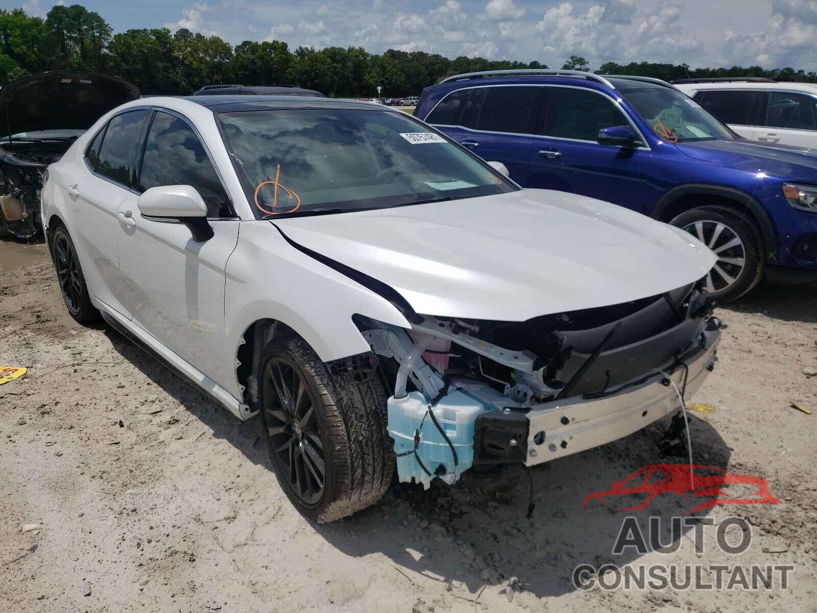 TOYOTA CAMRY 2021 - 4T1K61AK5MU582314