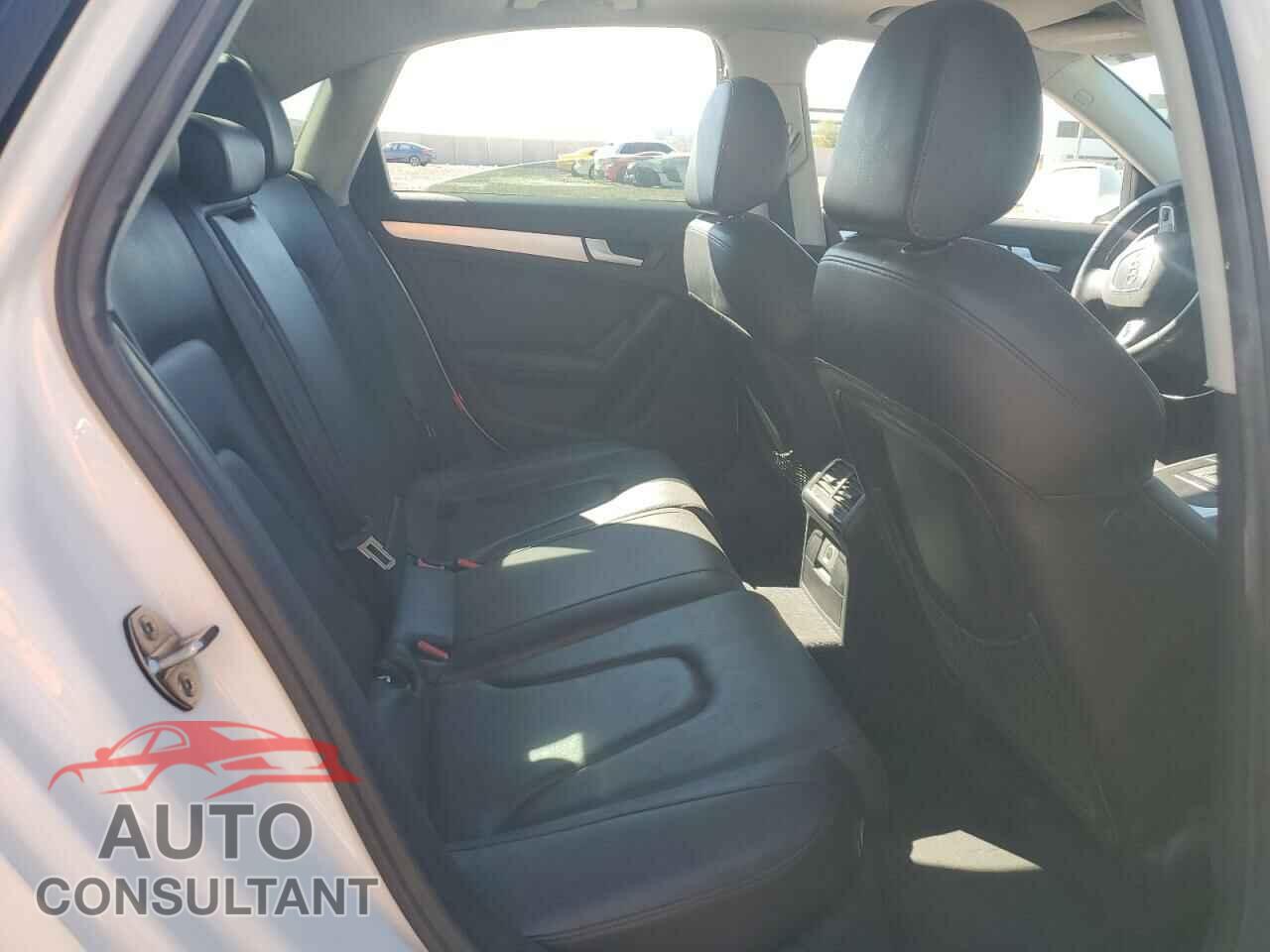 AUDI A4 2012 - WAUFFAFL9CN008053