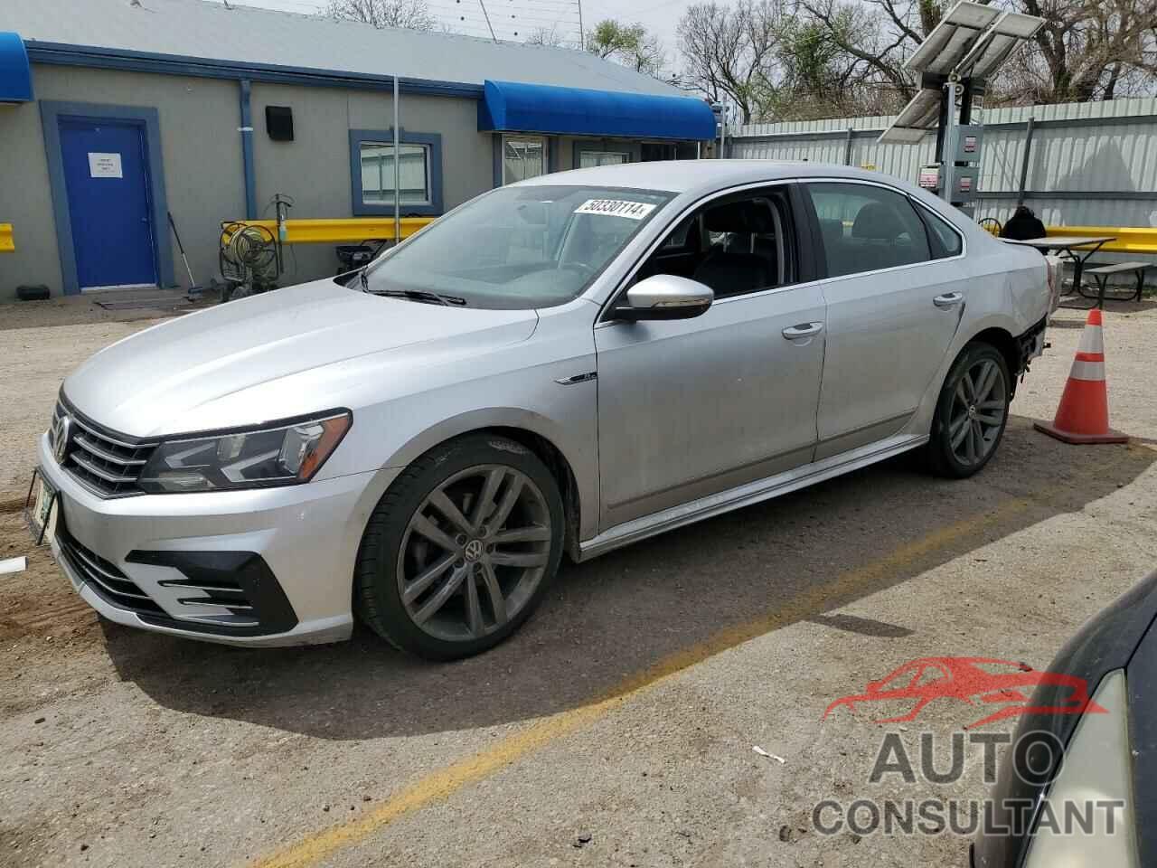 VOLKSWAGEN PASSAT 2017 - 1VWDT7A32HC039609