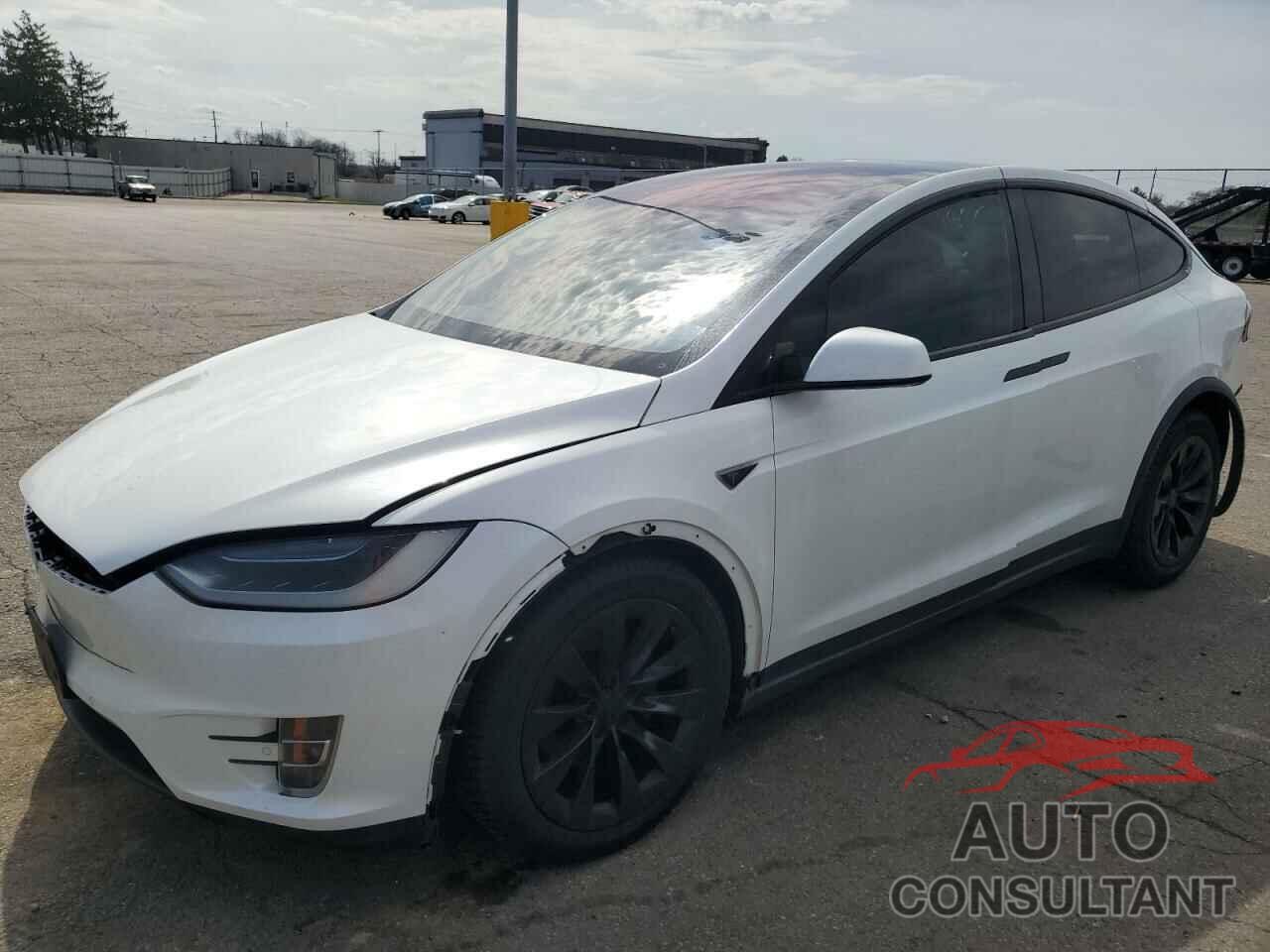 TESLA MODEL X 2016 - 5YJXCBE24GF008559