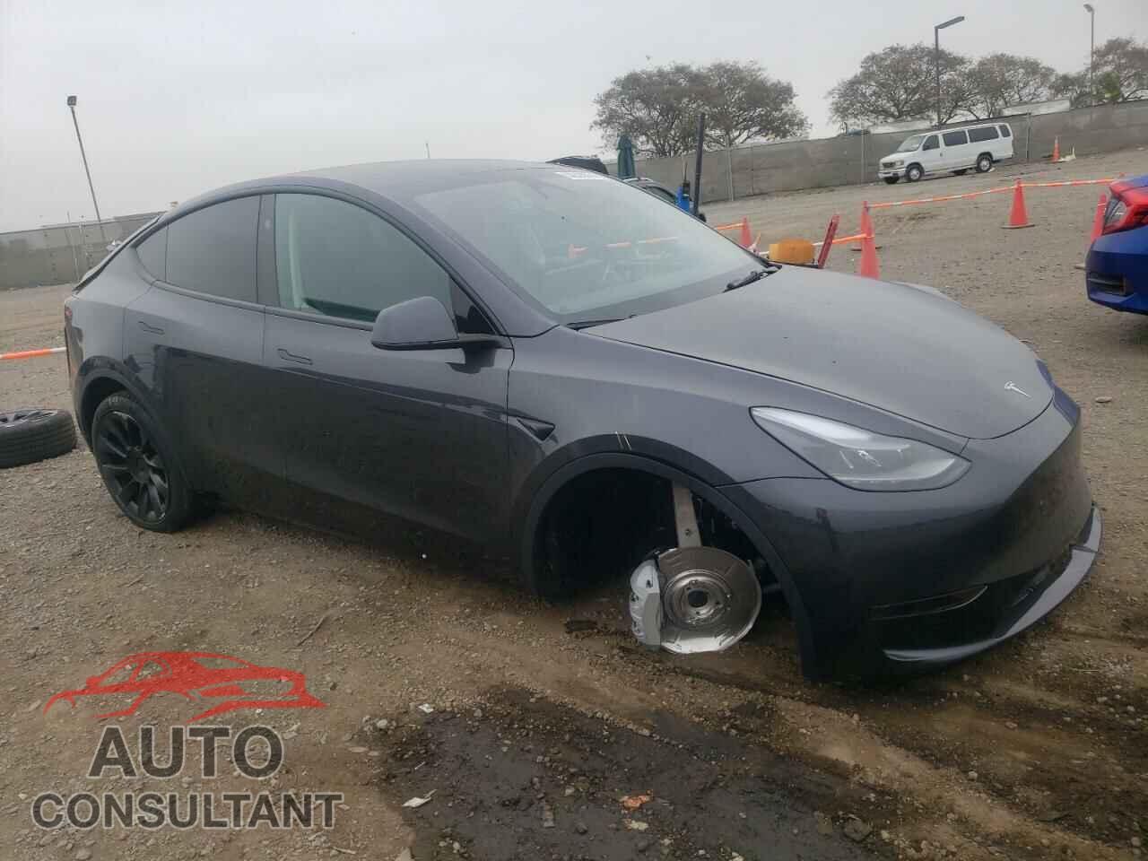 TESLA MODEL Y 2024 - 7SAYGDED3RF011237