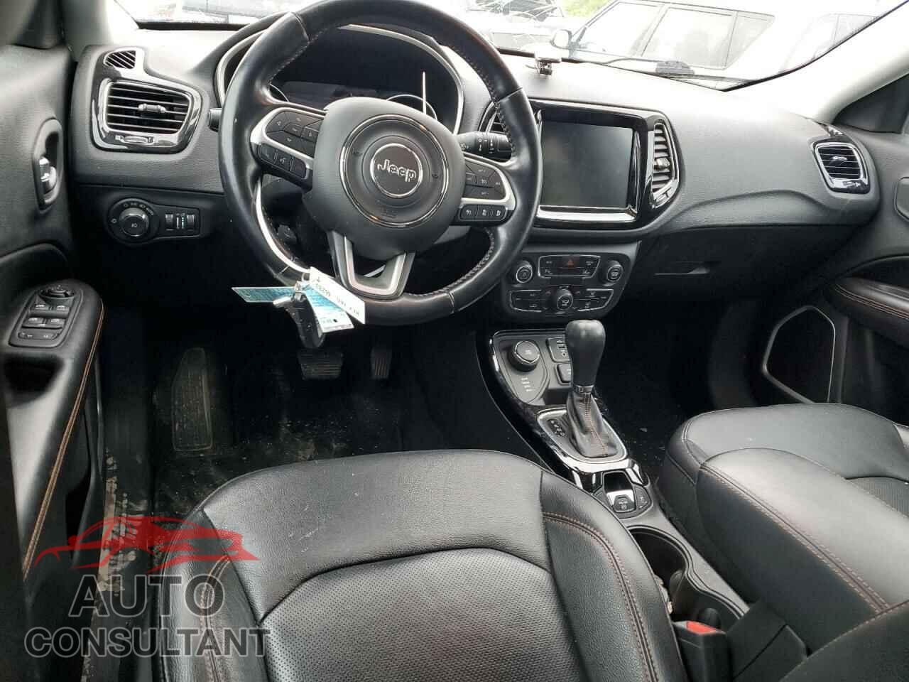 JEEP COMPASS 2021 - 3C4NJDCB0MT500529
