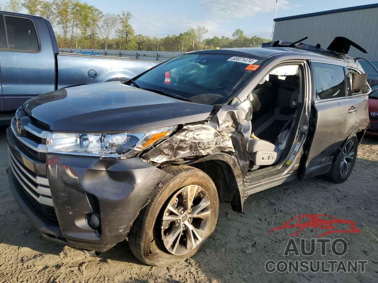 TOYOTA HIGHLANDER 2018 - 5TDZZRFH7JS258819