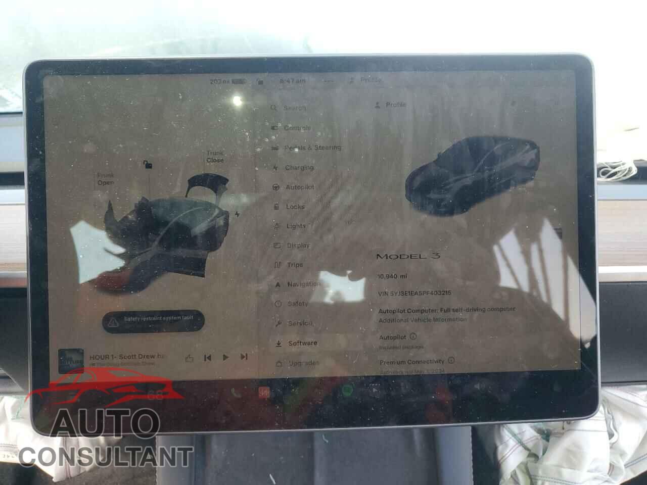 TESLA MODEL 3 2023 - 5YJ3E1EA5PF403215