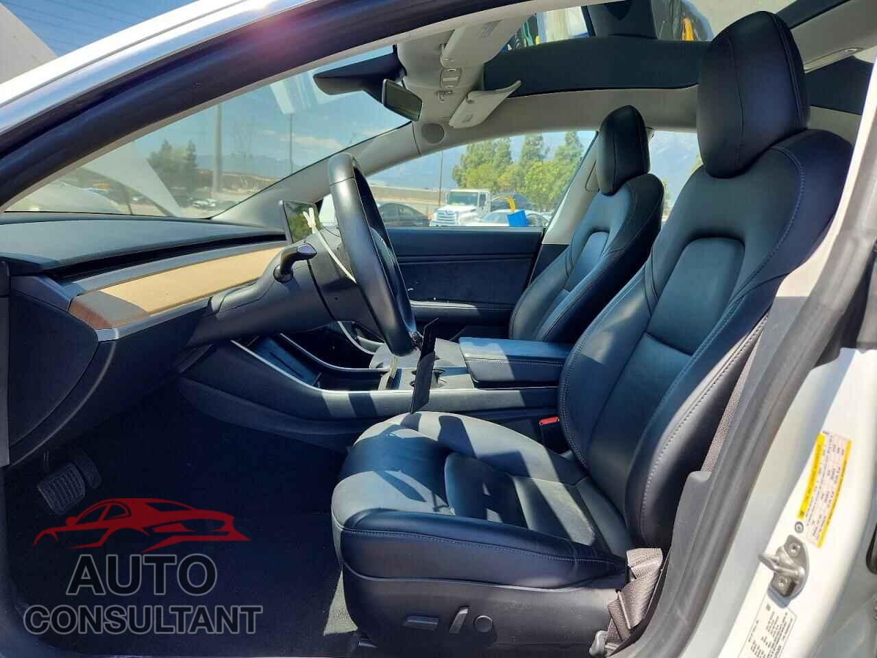 TESLA MODEL 3 2018 - 5YJ3E1EA0JF043634