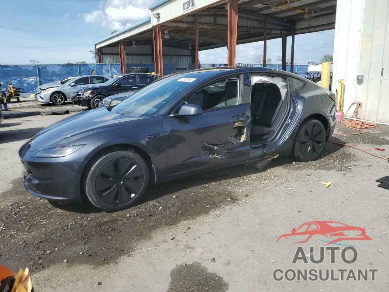 TESLA MODEL 3 2024 - 5YJ3E1EA8RF868400