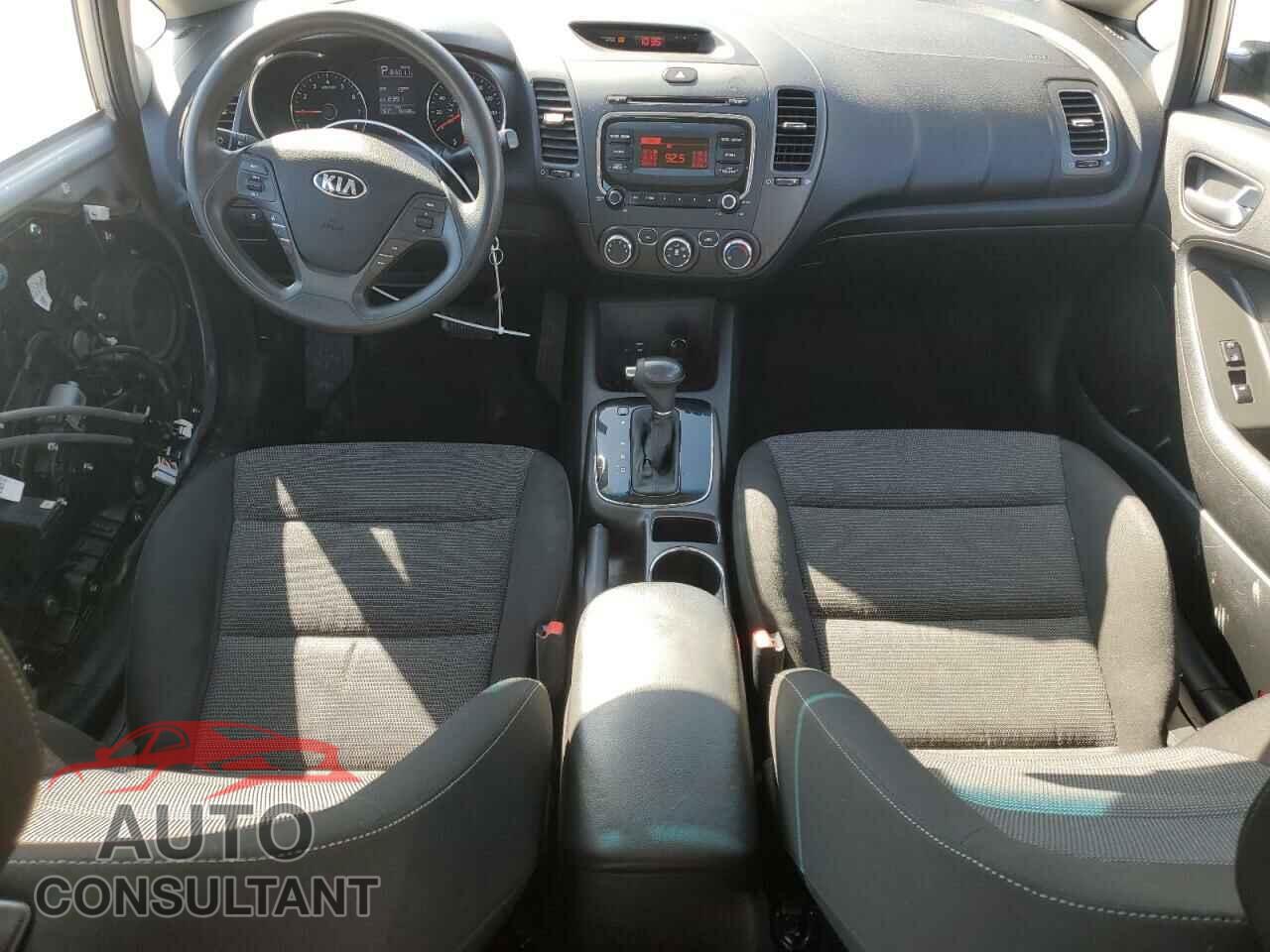 KIA FORTE 2017 - 3KPFK4A73HE092425