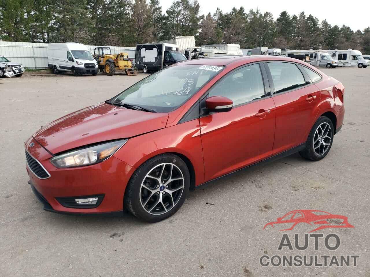 FORD FOCUS 2018 - 1FADP3H27JL294569