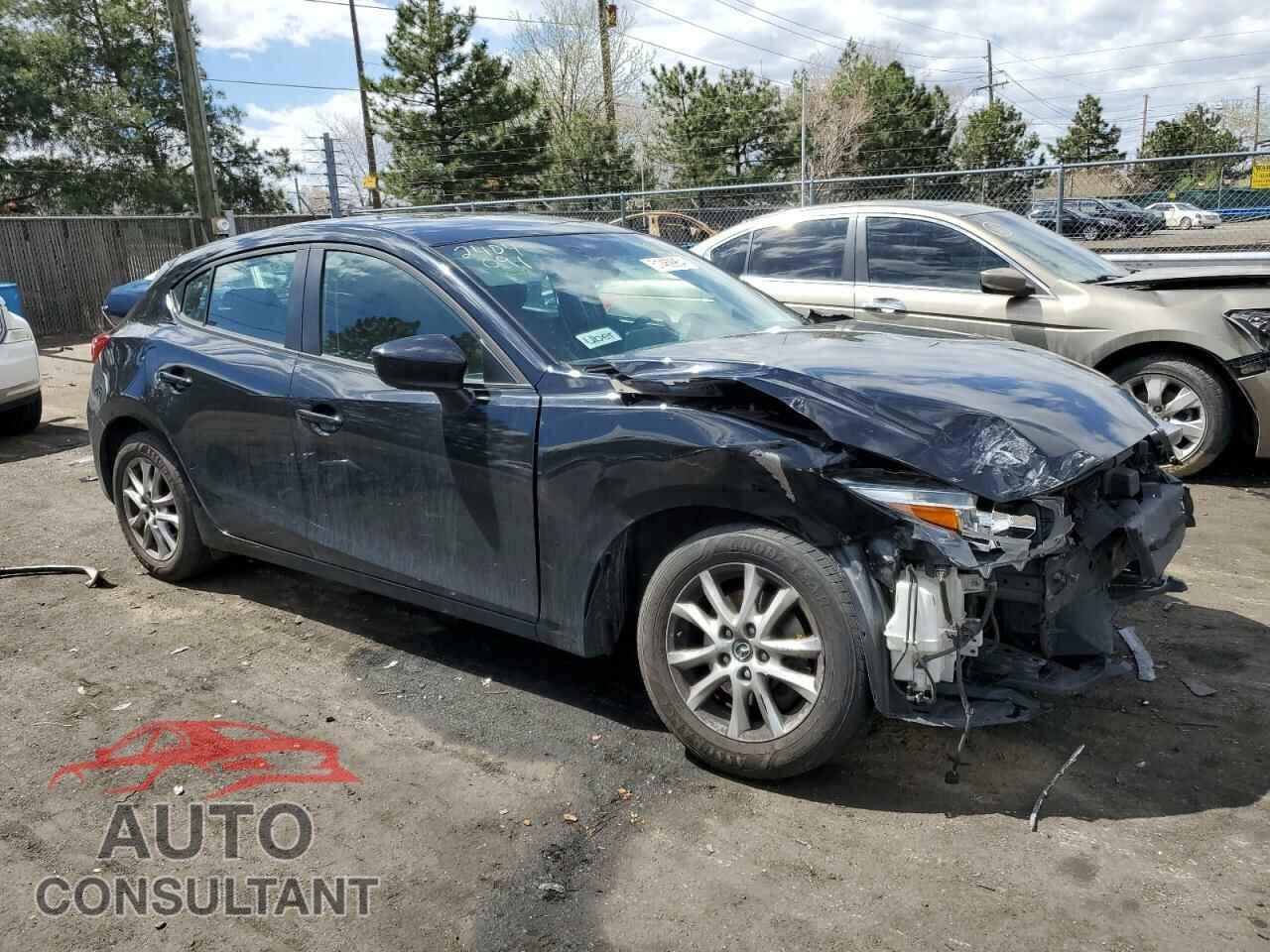 MAZDA 3 2017 - 3MZBN1K77HM114075