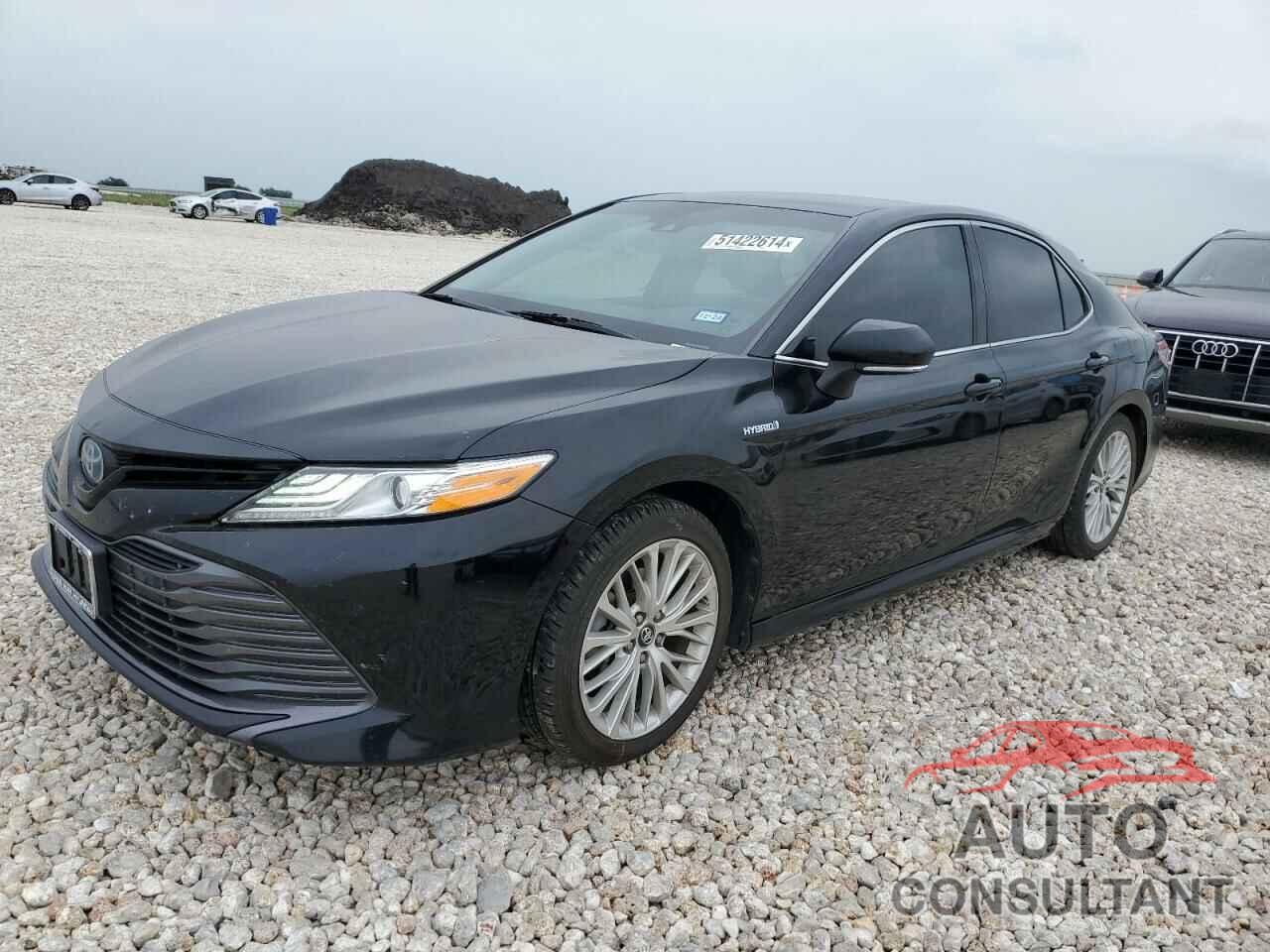 TOYOTA CAMRY 2018 - 4T1B21HK0JU509171