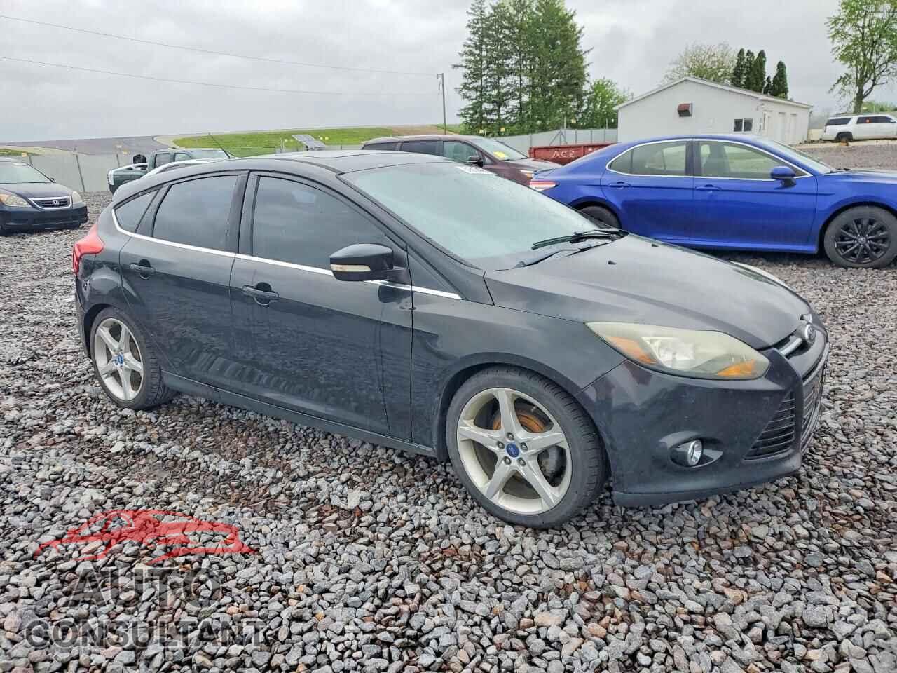 FORD FOCUS 2014 - 1FADP3N2XEL253122