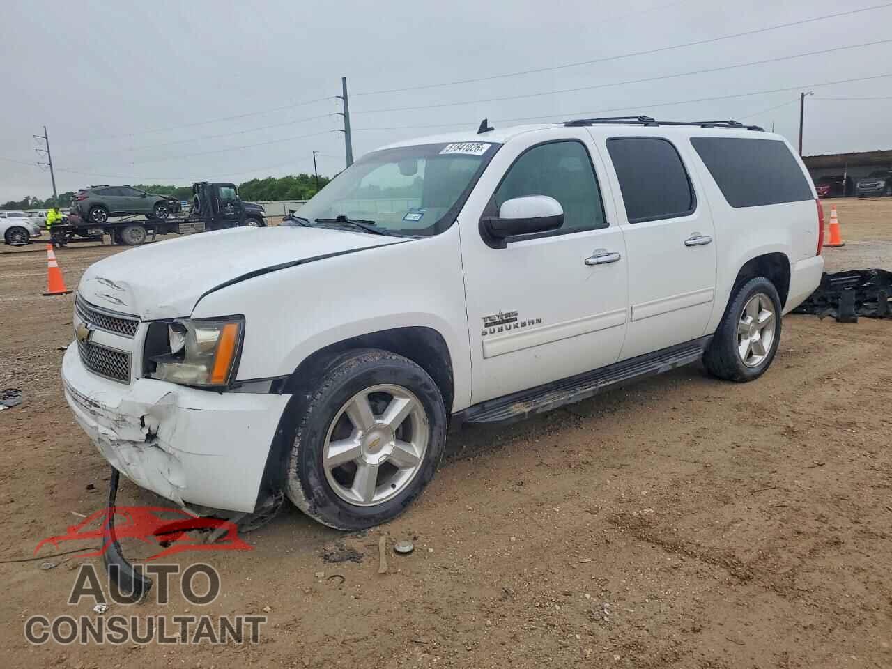 CHEVROLET SUBURBAN 2011 - 1GNSCHE01BR361380